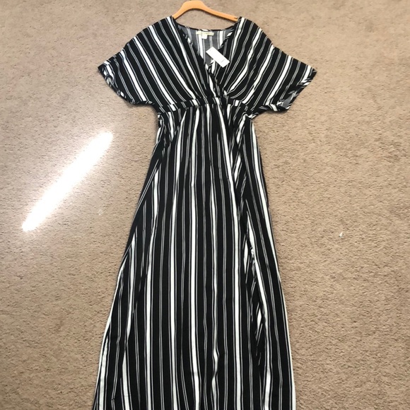 Francesca's Collections Dresses & Skirts - Black and white maxi dress. New with tags